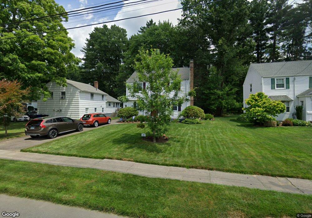 28 Tecumseh Rd, West Hartford, CT 06117 - photo 1