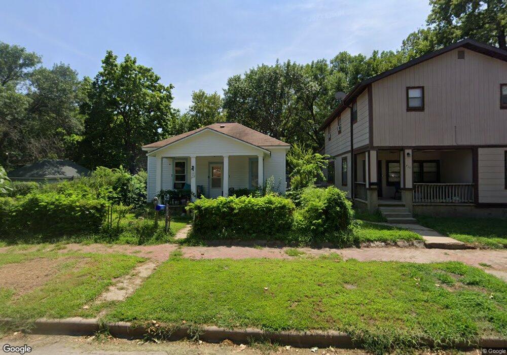 713 Colorado St, Manhattan, KS 66502 - photo 1