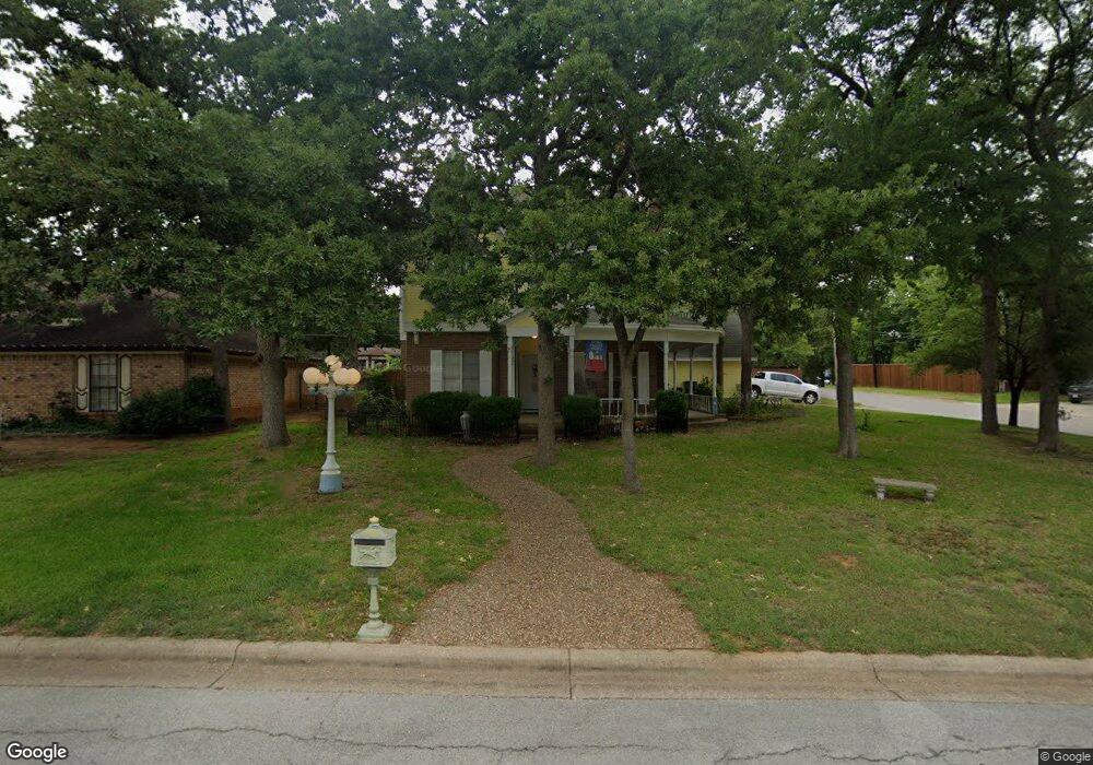 557 Greenwood Cir, Hurst, TX 76053 - photo 1