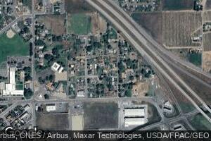 903 Roosevelt Ave, Granger, WA 98932