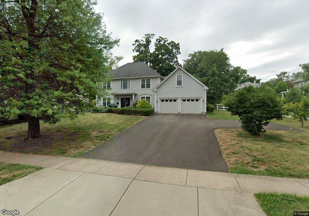 181 Whiting Ln, West Hartford, CT 06119 - photo 1