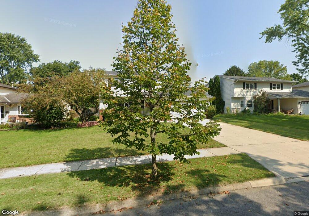 1802 Dorsetshire Rd, Columbus, OH 43229 - photo 1