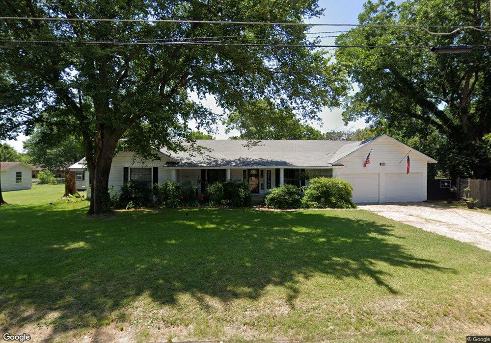 1205 Elm St, Bonham, TX 75418 - photo 1