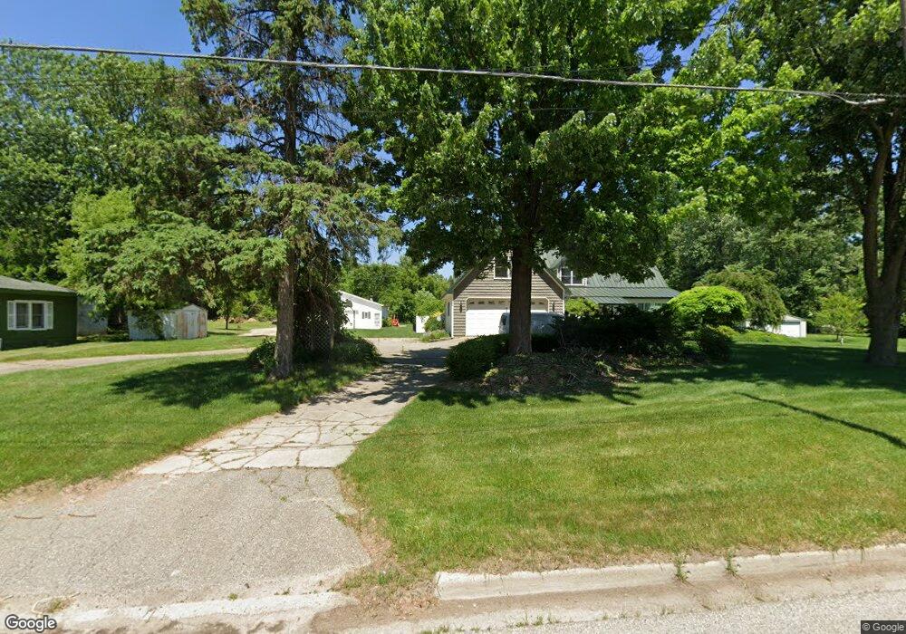 8281 E Richfield Rd, Davison, MI 48423 - photo 1