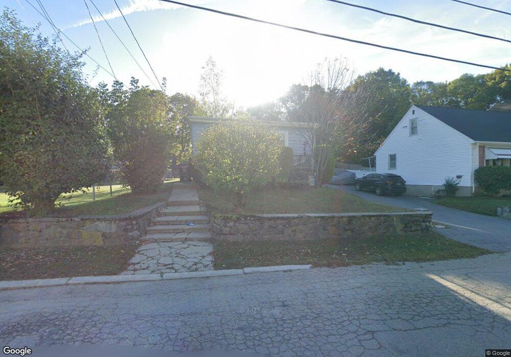 17 Lynch Place, Cumberland, RI 02864 - photo 1