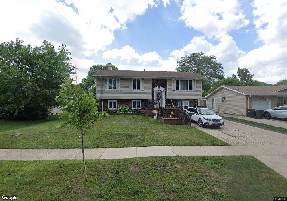 2403 Birch Ln, Rolling Meadows, IL 60008 - photo 1