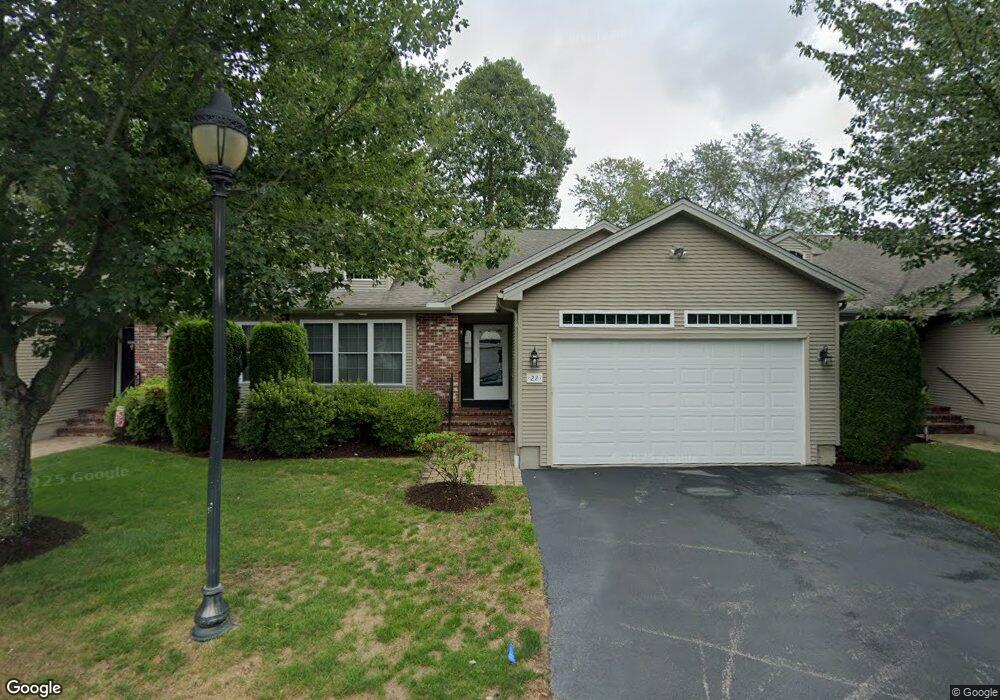 22 W Glenn Ln unit 5, West Warwick, RI 02893 - photo 1