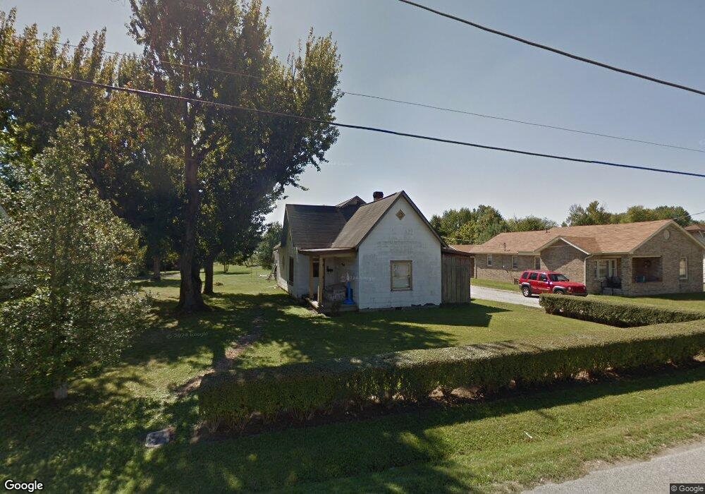 121 W Cherry St, Austin, IN 47102 - photo 1