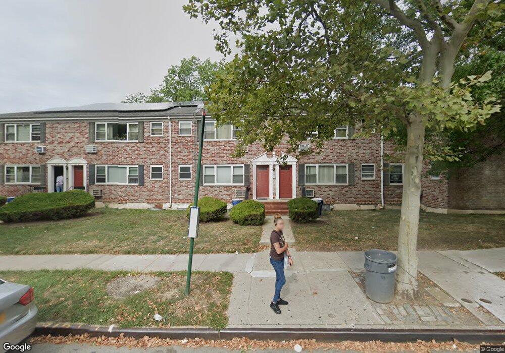 15260 Jewel Ave unit 2, Flushing, NY 11367 - photo 1