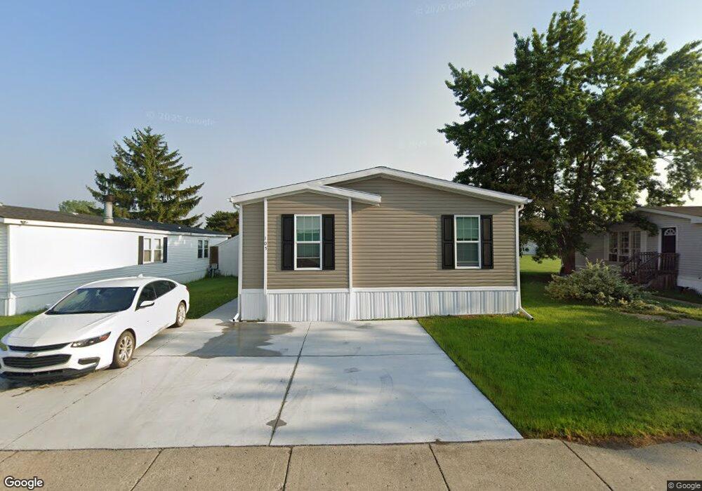 105 Oak Ln, Flint, MI 48506 - photo 1