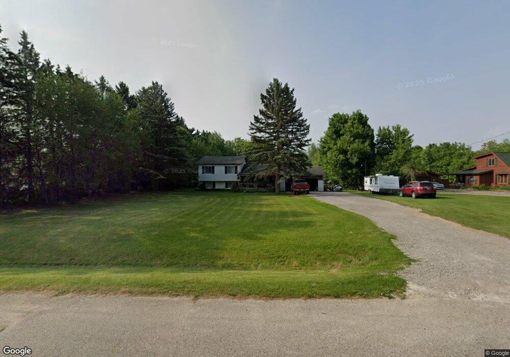 5364 Hubbard Dr, Flint, MI 48506 - photo 1