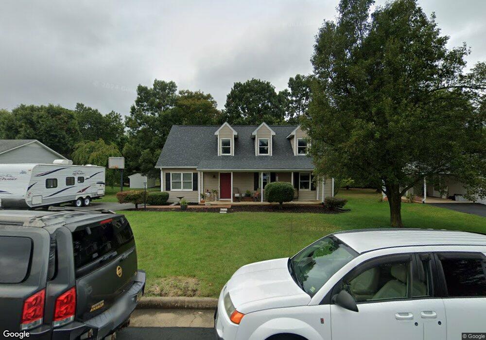 147 Torry Ln, Stuarts Draft, VA 24477 - photo 1