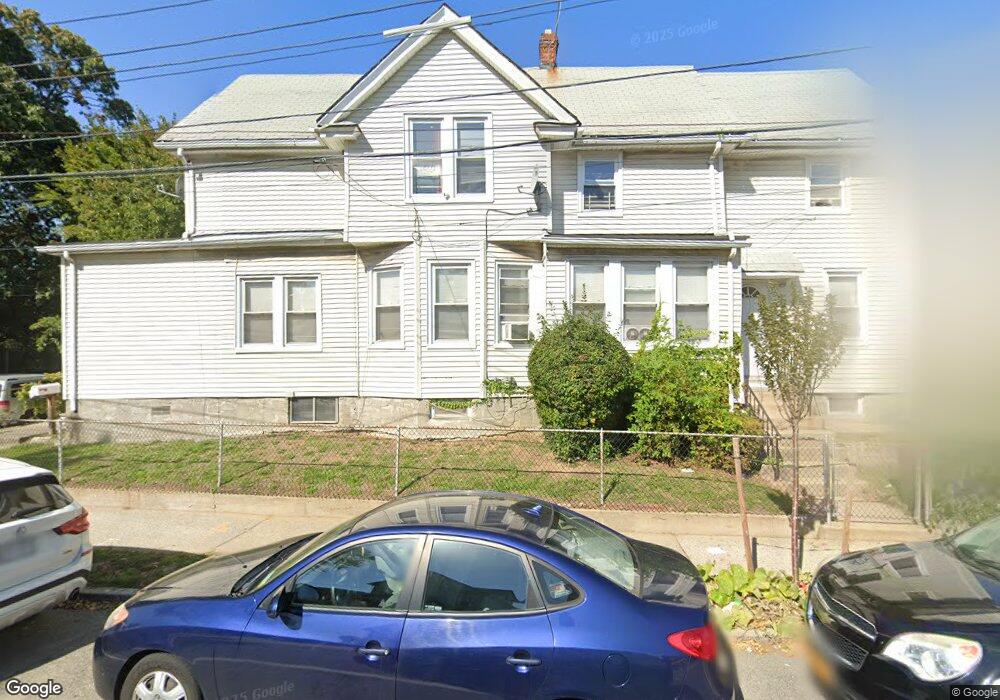 11057 Union Hall St, Jamaica, NY 11433 - photo 1