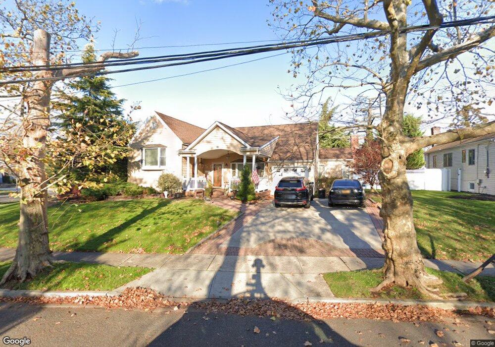 3229 Benjamin Rd, Oceanside, NY 11572 - photo 1