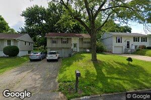 3221 Bramble Rd SW, Cedar Rapids, IA 52404