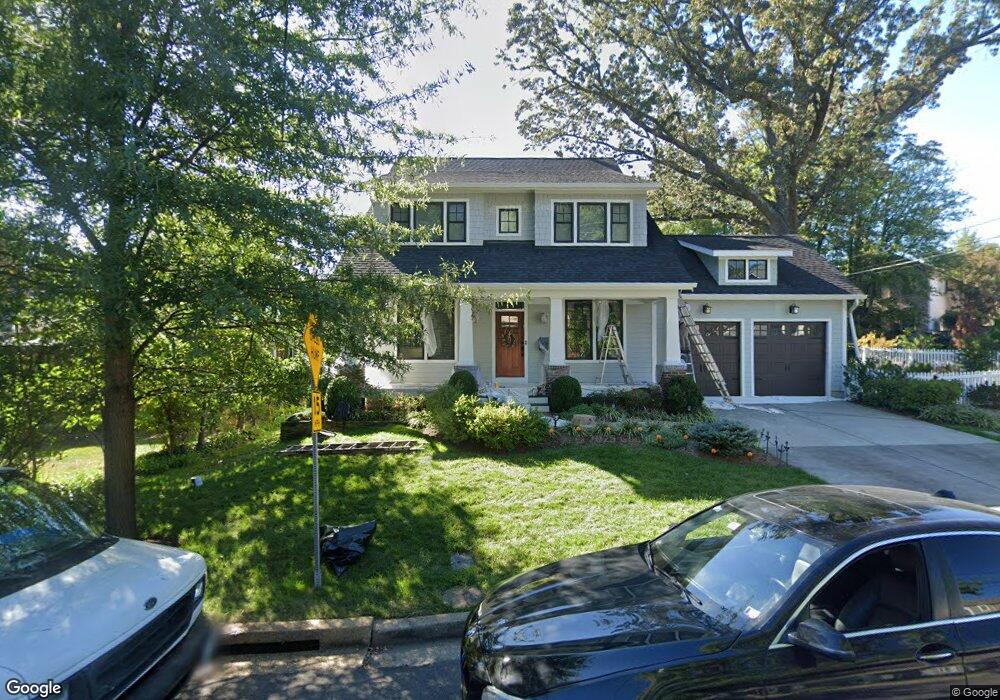 335 Grove Ave, Falls Church, VA 22046 - photo 1