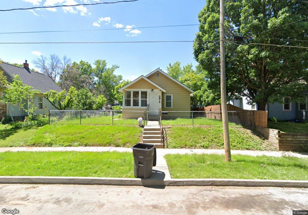 3916 8th St, Des Moines, IA 50313 - photo 1