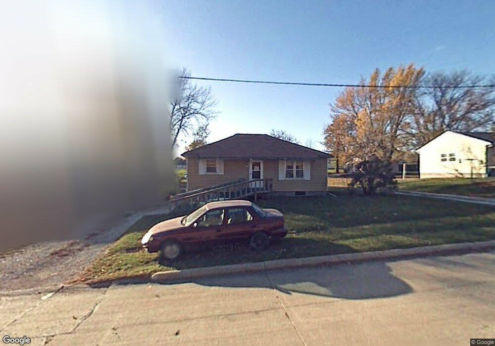 206 N Dewey St, Osceola, IA 50213 - photo 1