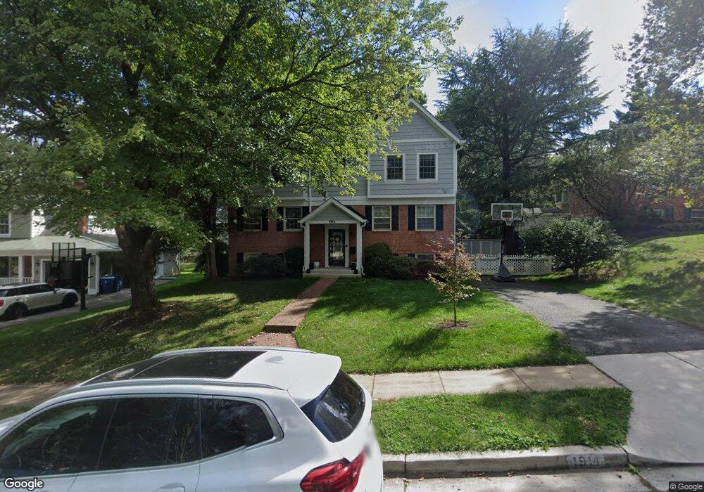 1914 Foxhall Rd, McLean, VA 22101 - photo 1