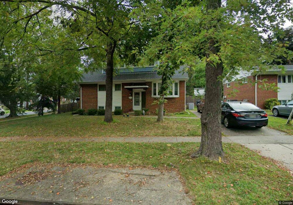 3725 Astoria Rd, Kensington, MD 20895 - photo 1