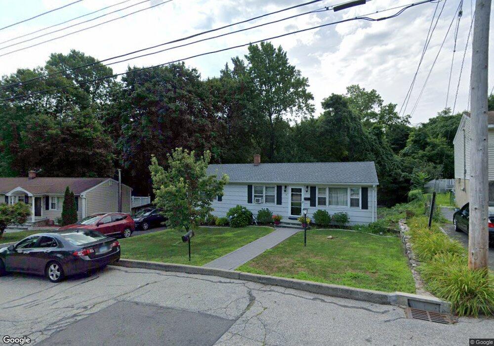 76 Sequoia Rd, Bridgeport, CT 06606 - photo 1