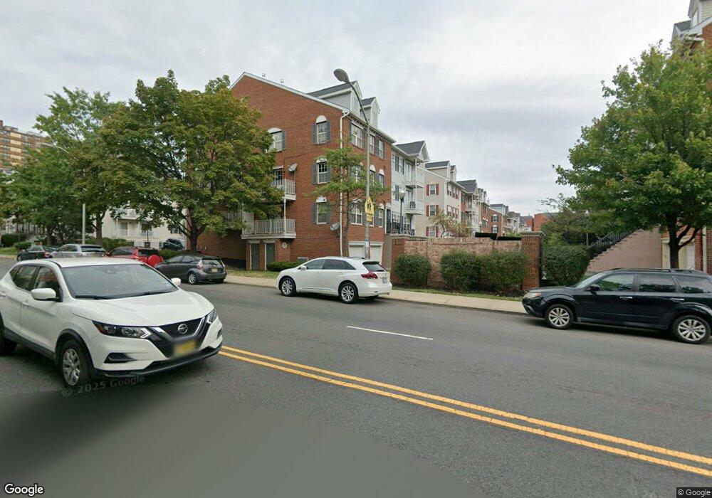 25 Marrow St, Newark, NJ 07103 - photo 1