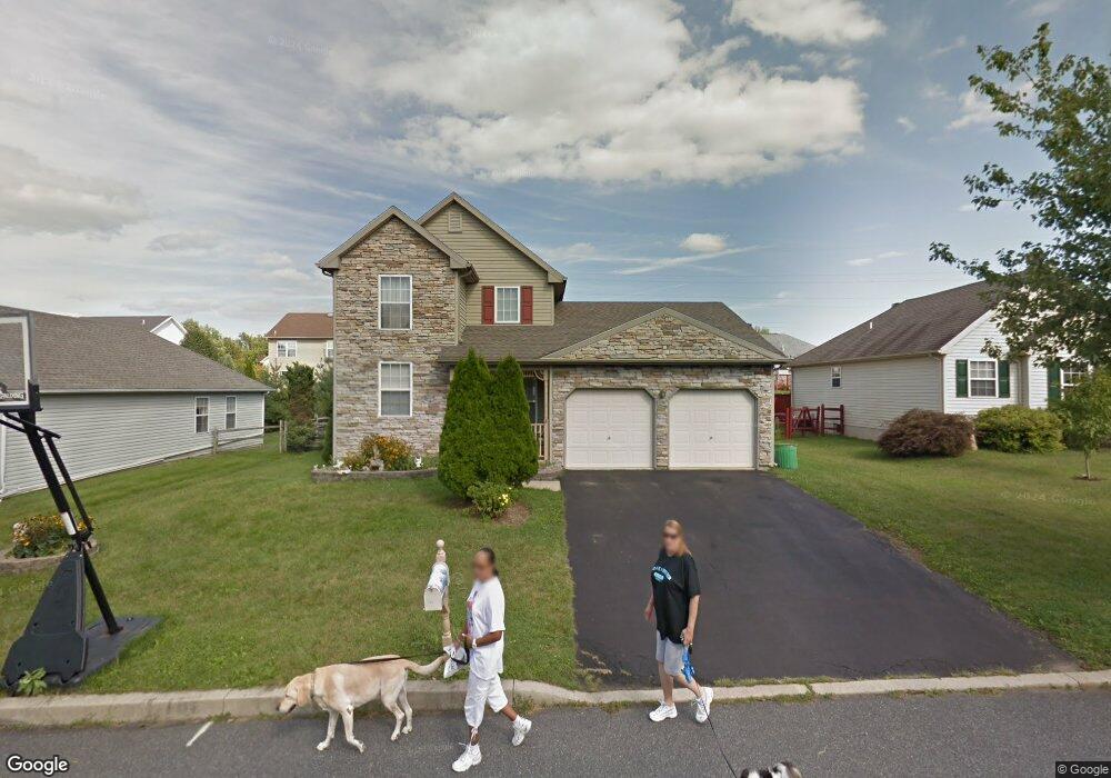 45 Crown Dr, Easton, PA 18040 - photo 1