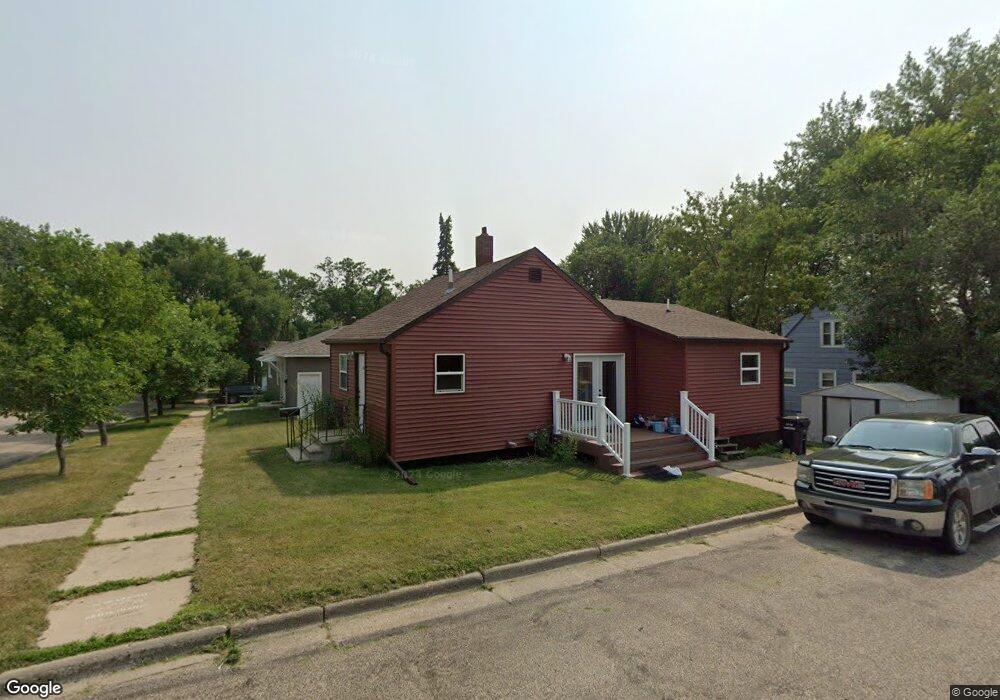 602 3rd Ave SW, Jamestown, ND 58401 - photo 1