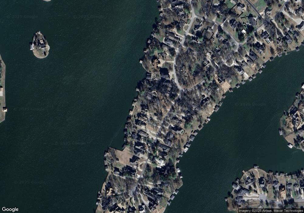 107 Hogan Dr, Lake Kiowa, TX 76240 - photo 1