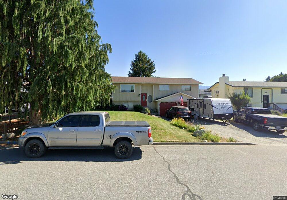 1129 Cherry Cir, East Wenatchee, WA 98802 - photo 1