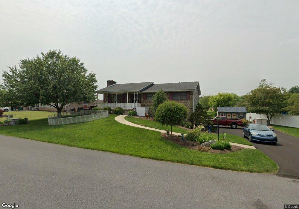 313 Cosell Dr, Chambersburg, PA 17201 - photo 1