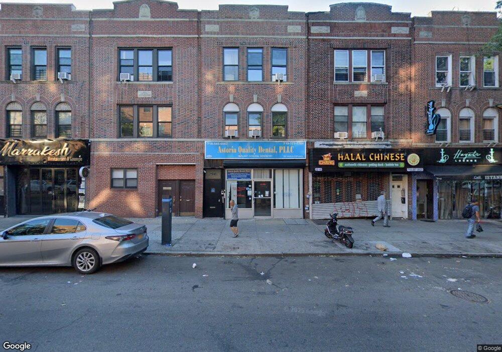 2543 Steinway St, Long Island City, NY 11103 - photo 1