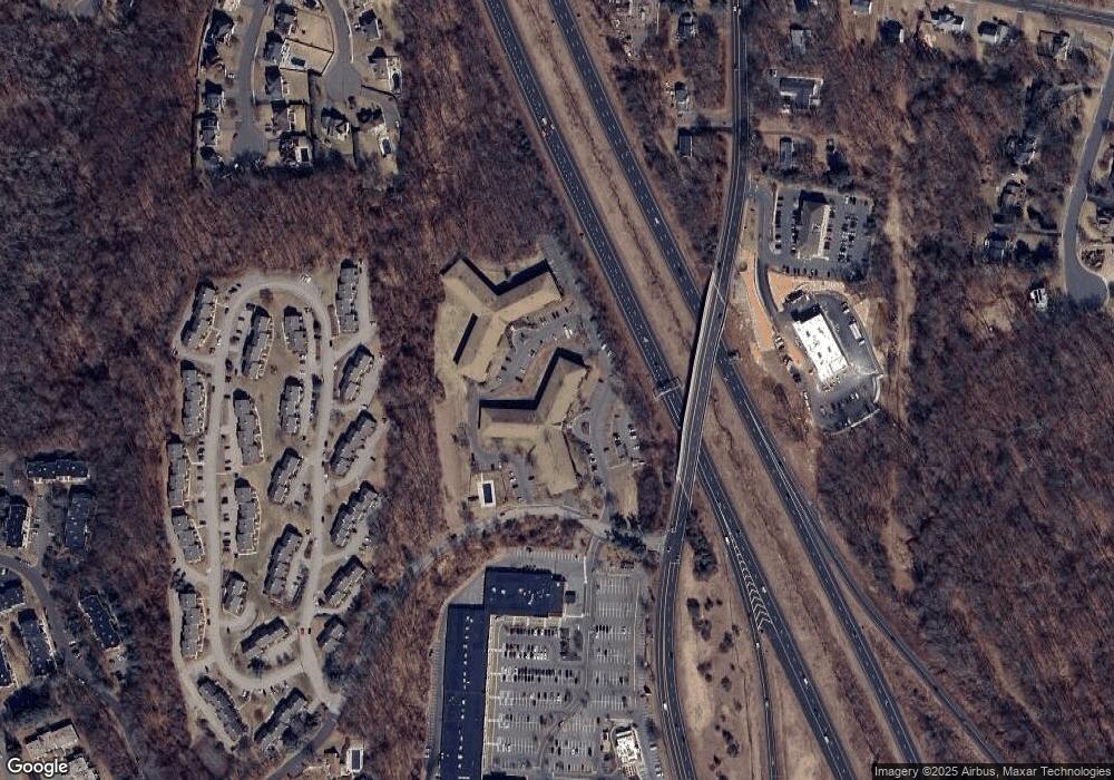 1304 Cromwell Hills Dr, Cromwell, CT 06416 - photo 1