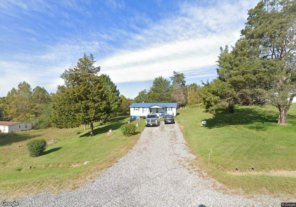 4819 Chatham Rd, Martinsville, VA 24112 - photo 1