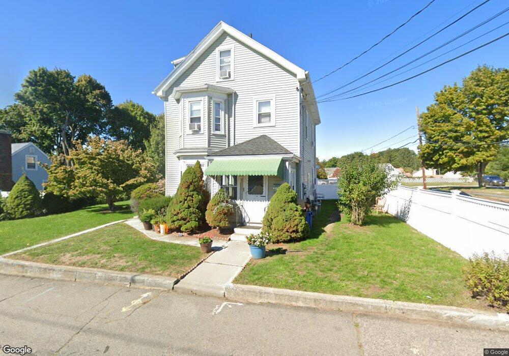 77 Willow St unit 2, Waltham, MA 02453 - photo 1