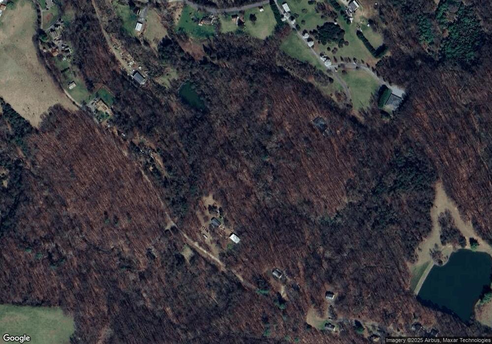 385 Sassy Ln, Front Royal, VA 22630 - photo 1