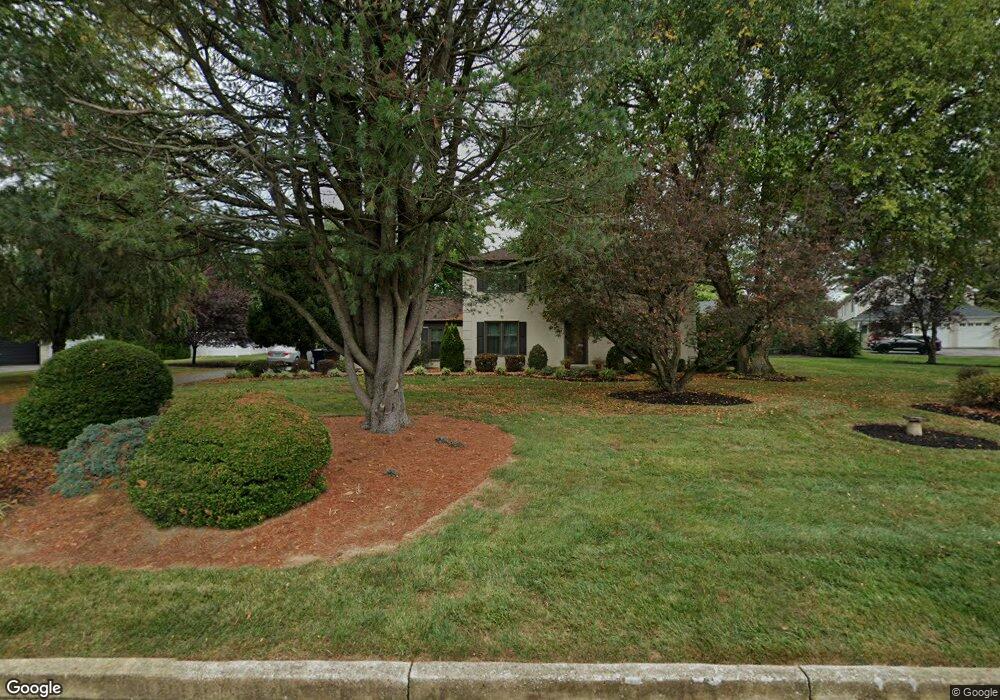 2 Fox Chase Cir, Newtown Square, PA 19073 - photo 1