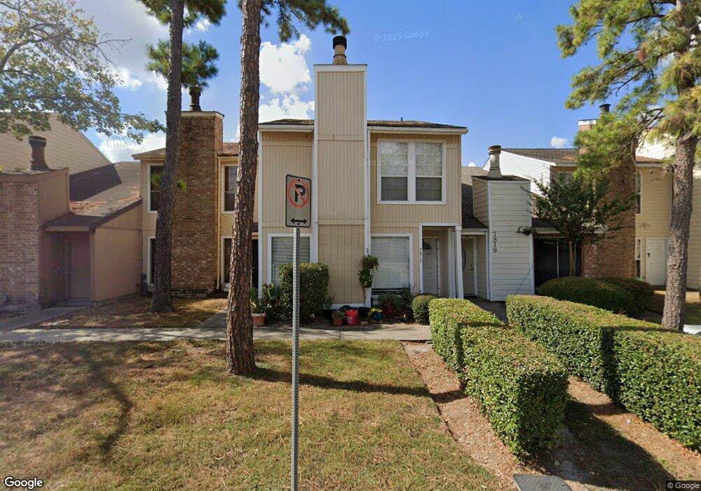 7817 Challie Ln unit 7817, Houston, TX 77088 - photo 1