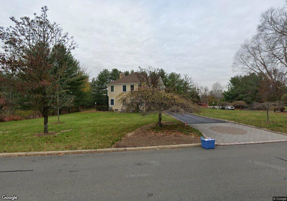 702 Black Hawk Ln, Franklin Lakes, NJ 07417 - photo 1