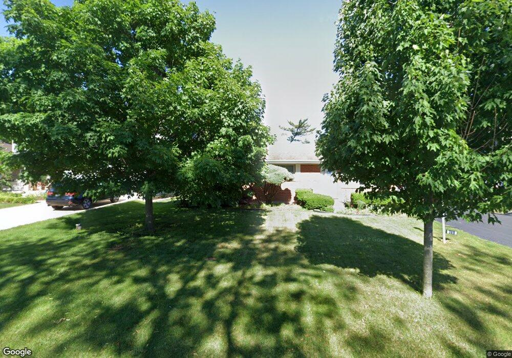 749 N Eastland St, Elmhurst, IL 60126 - photo 1