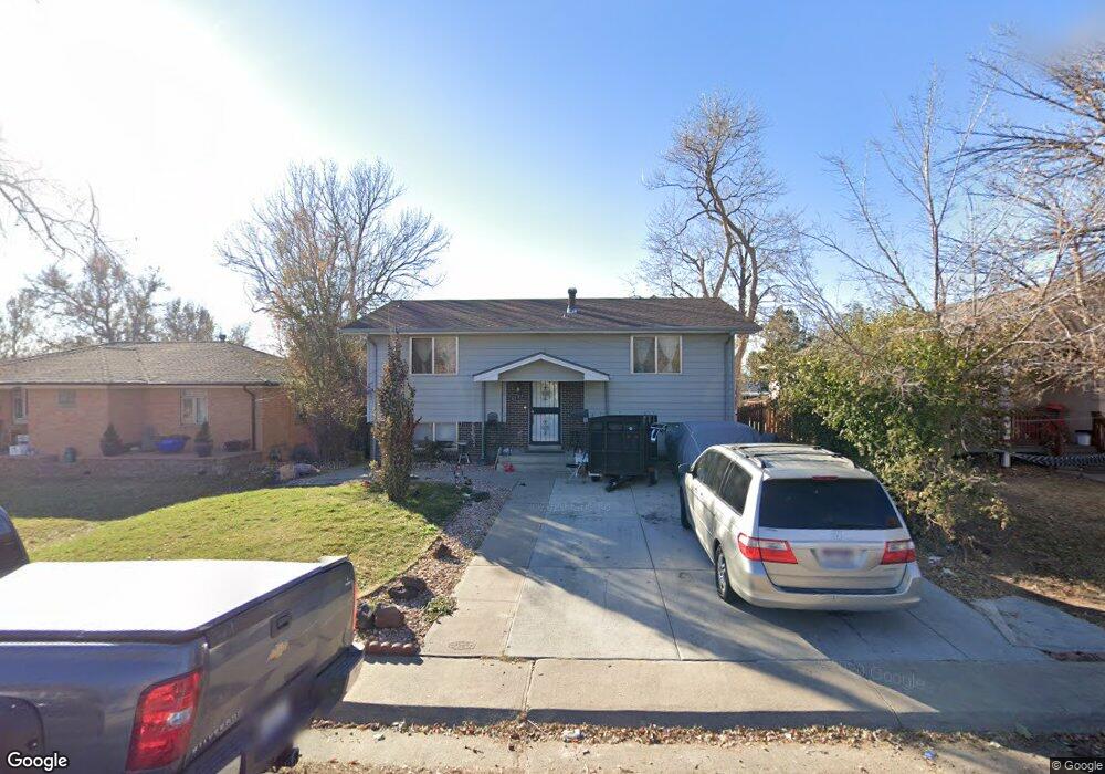 1141 Jamaica St, Aurora, CO 80010 - photo 1