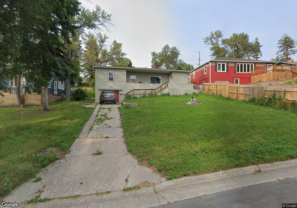 919 2nd Place NE, Jamestown, ND 58401 - photo 1