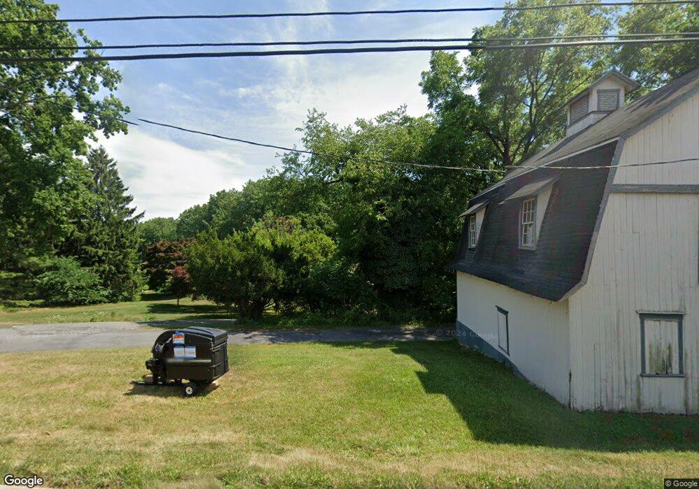 5472 Lower MacUngie Rd, Macungie, PA 18062 - photo 1