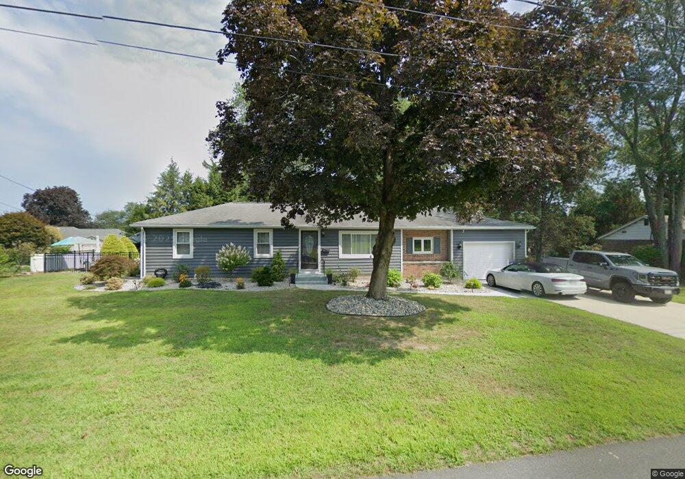 139 Paulding Rd, Ludlow, MA 01056 - photo 1