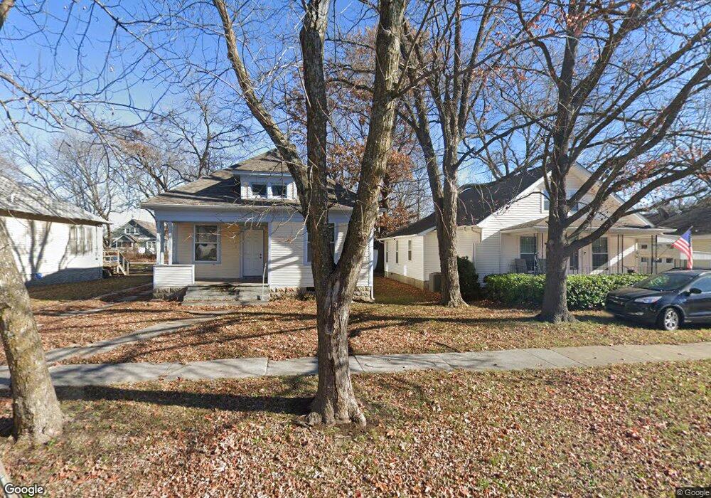 200 S Park Ave, Parsons, KS 67357 - photo 1