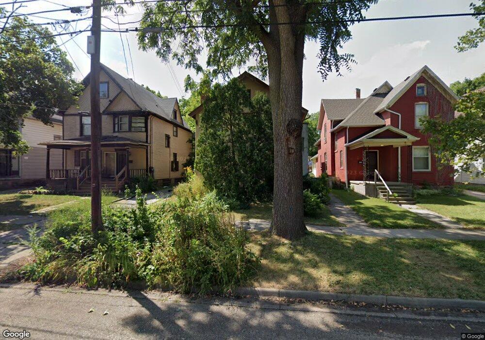 417 N Sycamore St, Lansing, MI 48933 - photo 1