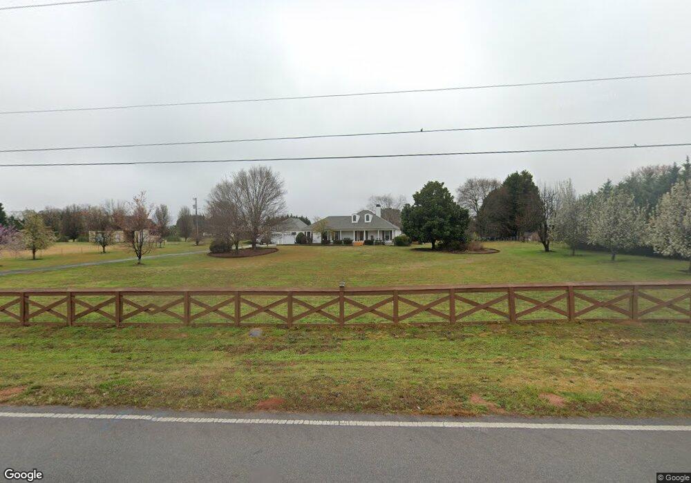 1025 Colvin Dr, Locust Grove, GA 30248 - photo 1