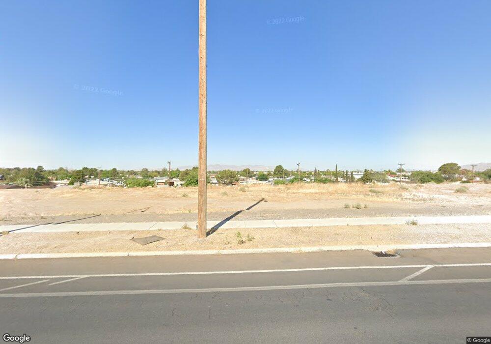 519 N Yarbrough Dr, El Paso, TX 79915 - photo 1