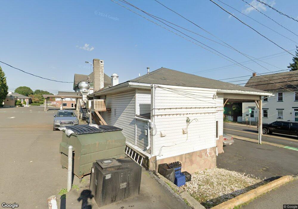 11 W Pennsylvania Ave, Pen Argyl, PA 18072 - photo 1