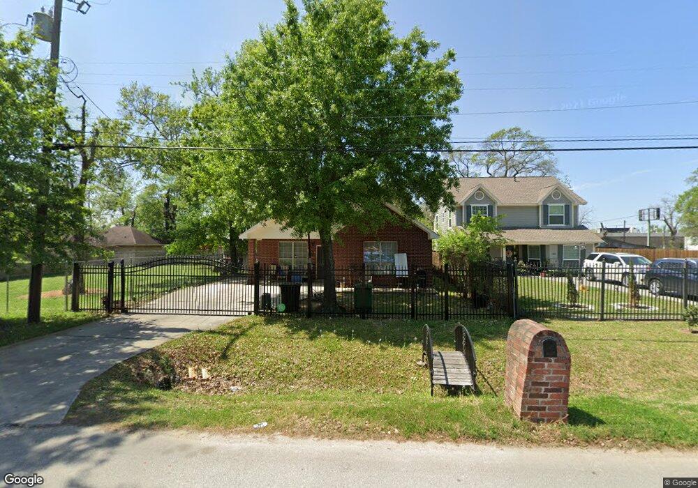 8621 Dodson St, Houston, TX 77093 - photo 1